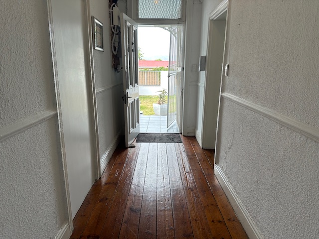 To Let commercial Property for Rent in Wynberg Western Cape